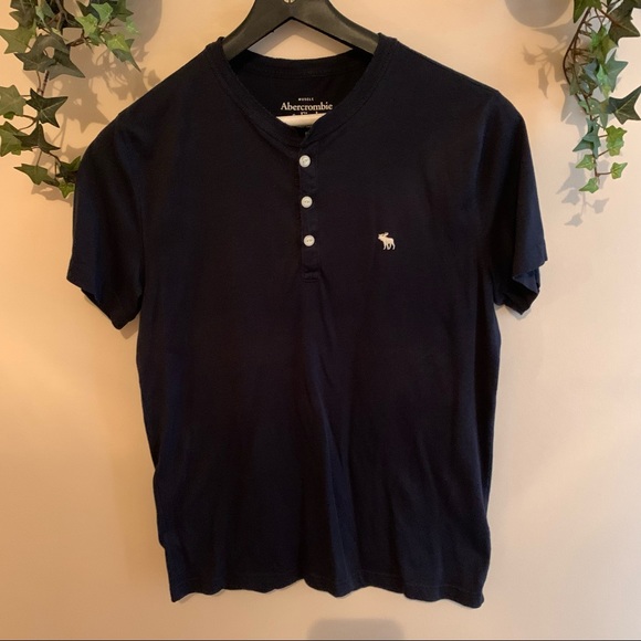 Abercrombie & Fitch T-Shirt - Picture 1 of 4